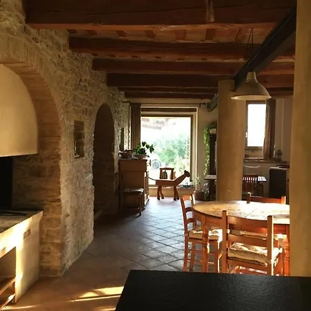 Stone Farmhouse In Moie Exterior photo