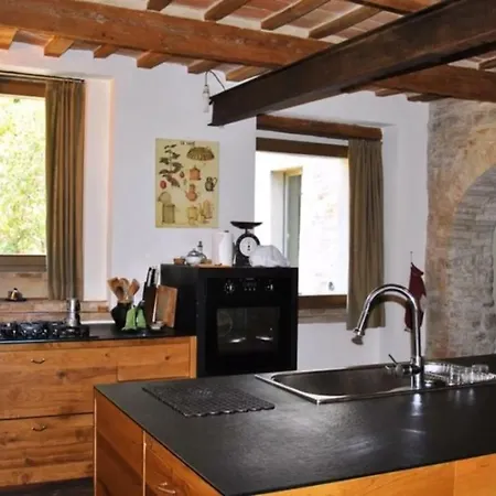 Stone Farmhouse In Moie Exterior photo